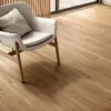 finfloor evolve durable ac6 roble arles natural wood impression – hydro